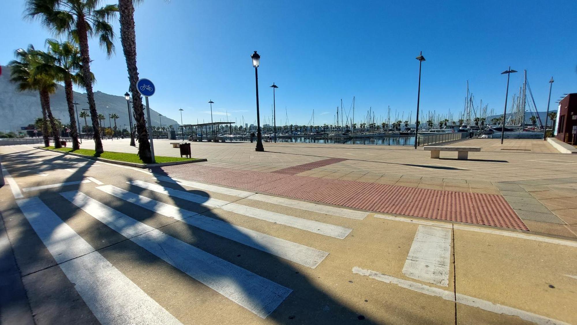 Villa En Poniente à La Línea de la Concepción Extérieur photo